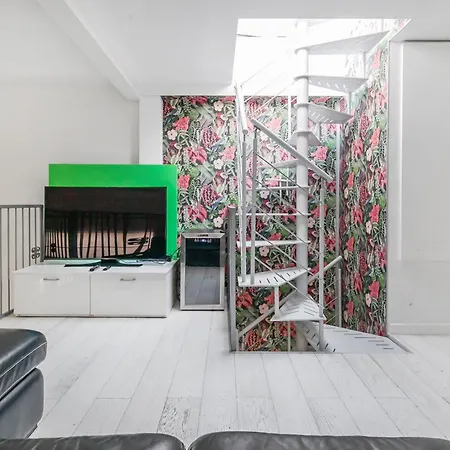 Con Parcheggio Privato Con 3 Letti Vicino Al Centro Apartamento Milão